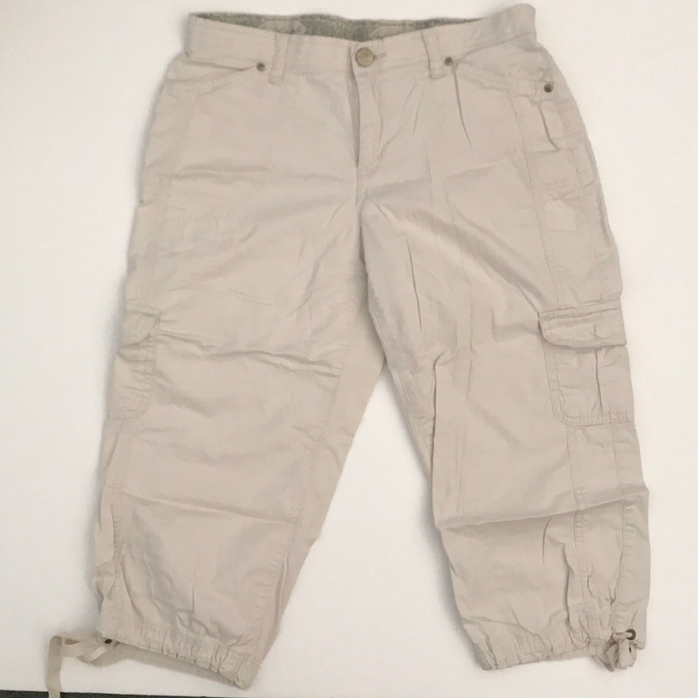 Gloria Vanderbilt Cargo Capris